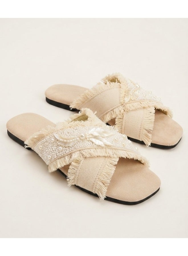 Summer slippers with a crisscross strap design and pearl embroidery - Image 5