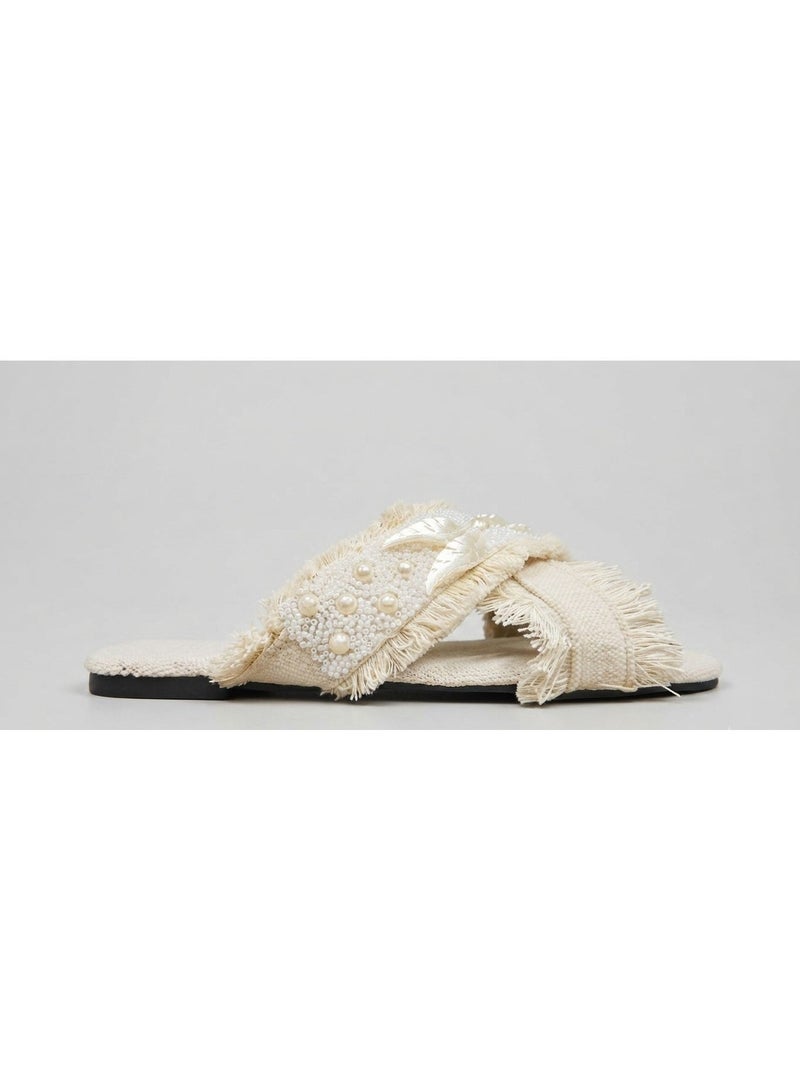 Summer slippers with a crisscross strap design and pearl embroidery - Image 2
