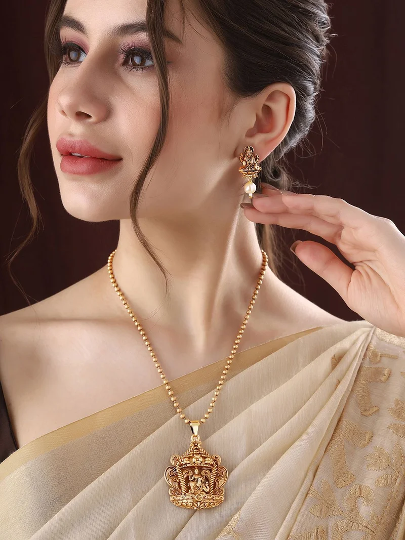 Priyaasi Kundan Floral Layered Haram Jewellery Set