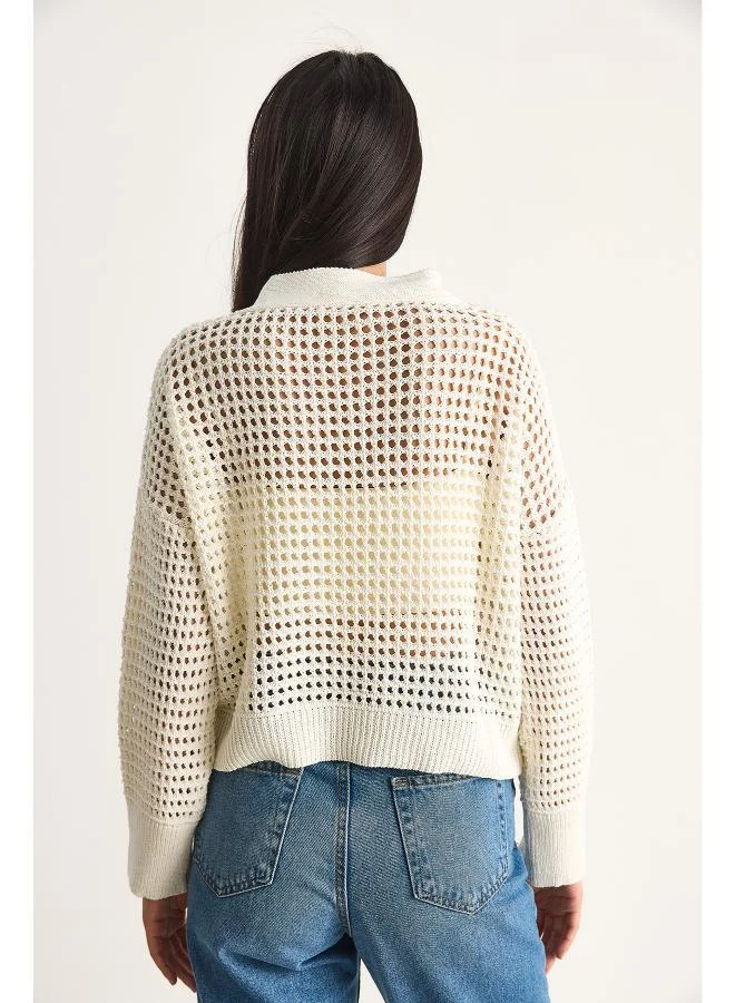 جينجر بلوزة دانتيل مفتوحة برباط