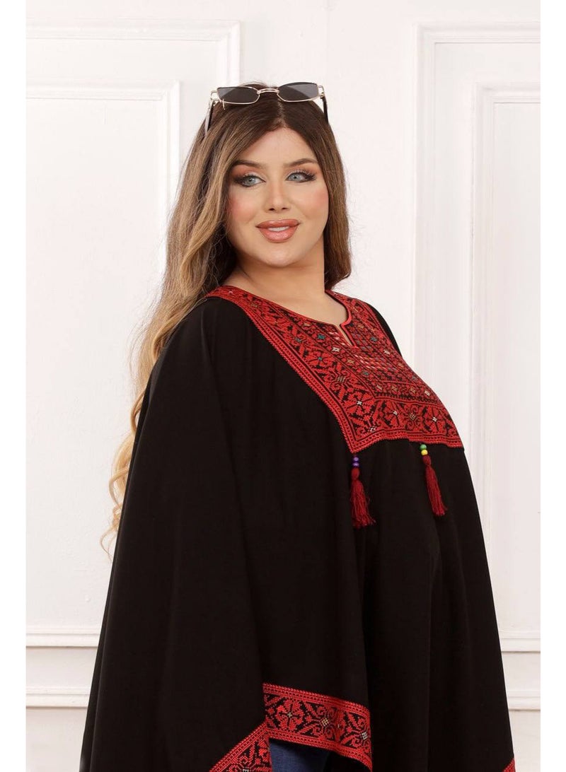 ليالي الجلابية بونشو "ألوان الأرض" من ليالي الجلابية – تصميم أنيق بتطريز هندسي احمر وزخارف فريدة، لإطلالة عصرية ومريحة - Image 1