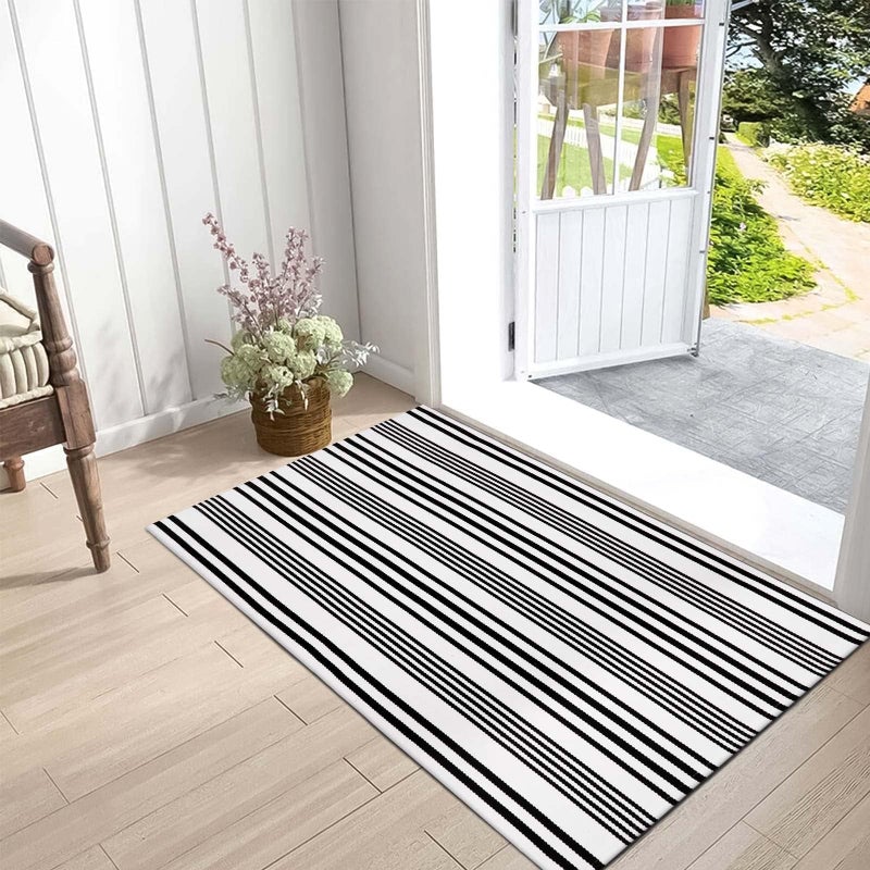 OJIA Black and White Outdoor Rug 2'x4.3', Machine Washable Front Door Mats Outdoor Cotton Woven Outdoor Doormat Front Porch Rug Indoor Door Mat Entryway Striped Rugs for Farmhouse/Kitchen/Entrance - Image 5