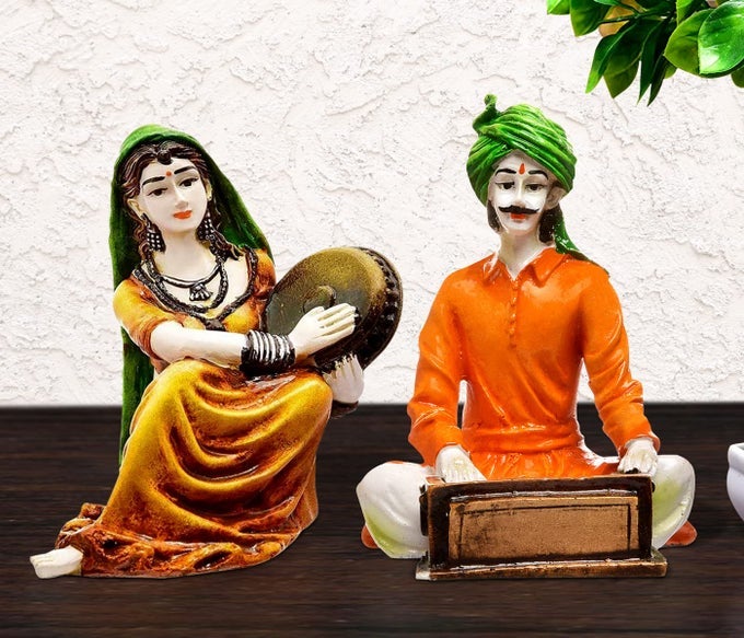 INDIA POLYRESINE SET OF 2 RAJASTHANI CULTURES FIGURINES PLAYING INSTRUMENTSDECORGIFTING OPTIONBEST FOR OFFICE DECOR