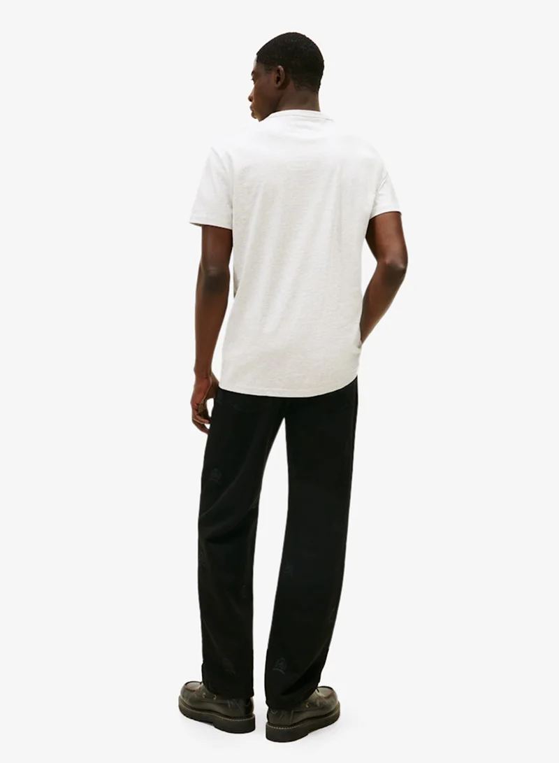 TOMMY JEANS Regular Peaks Crew Neck T-Shirt