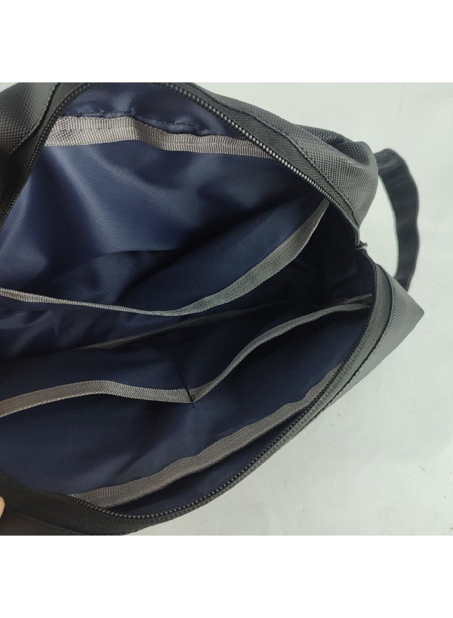 شنطة يد رجالي خامة عالية الجودة بتصميم عملي تتسع لجميع الأغراض - Image 5