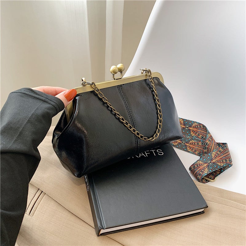 Fashion Shell Bag Women'S 2023 New Arrival Korean Style All-Match Chain Handbag Internet Celebrant Red Textile Crossbody Shoulder Bag - Image 5