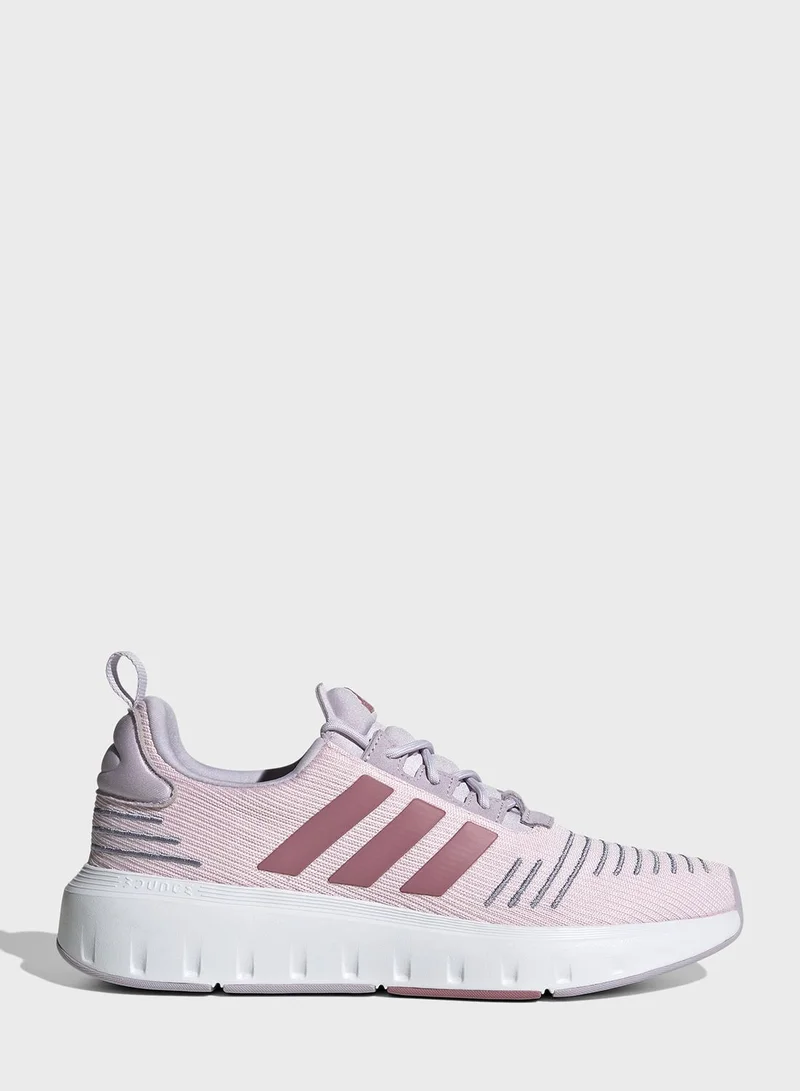 adidas حذاء سويفت رن 23