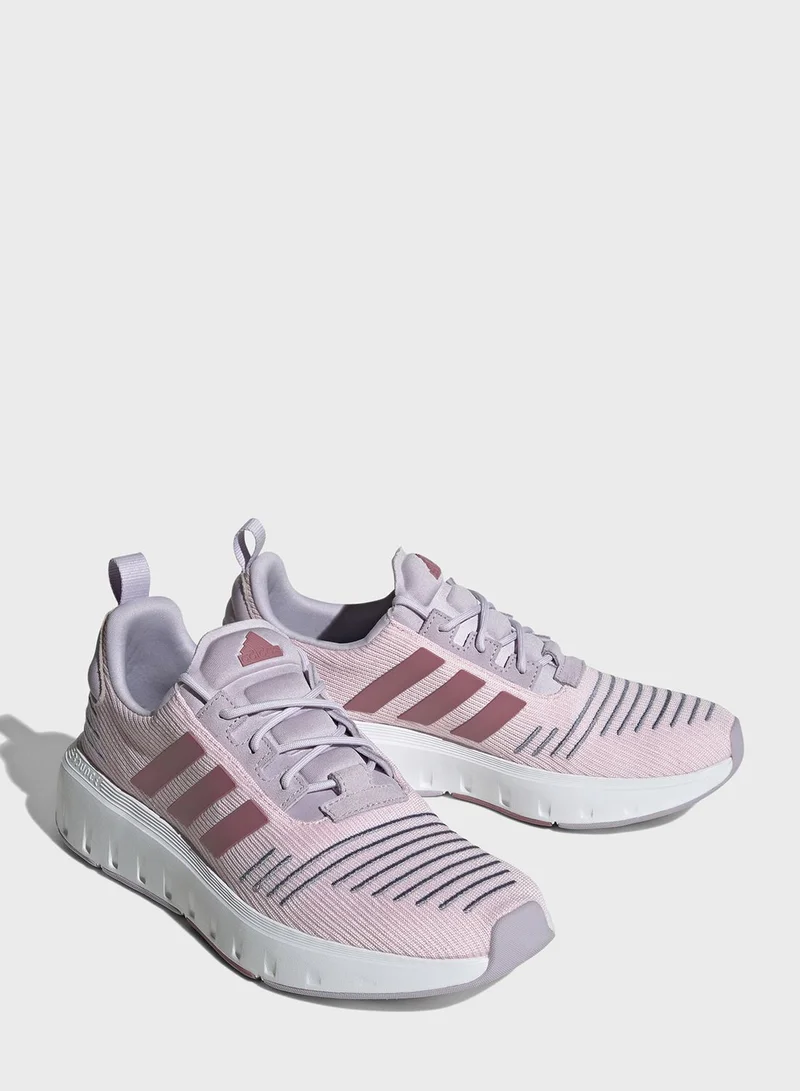 adidas حذاء سويفت رن 23