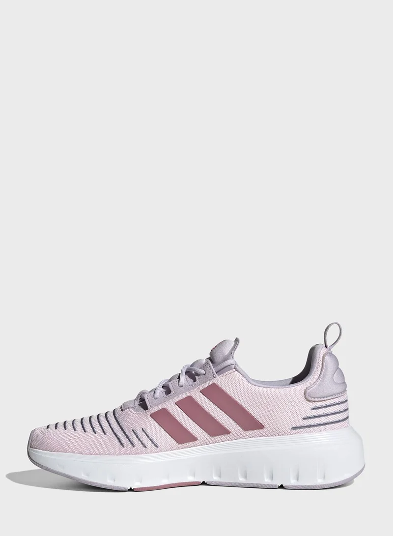 adidas حذاء سويفت رن 23