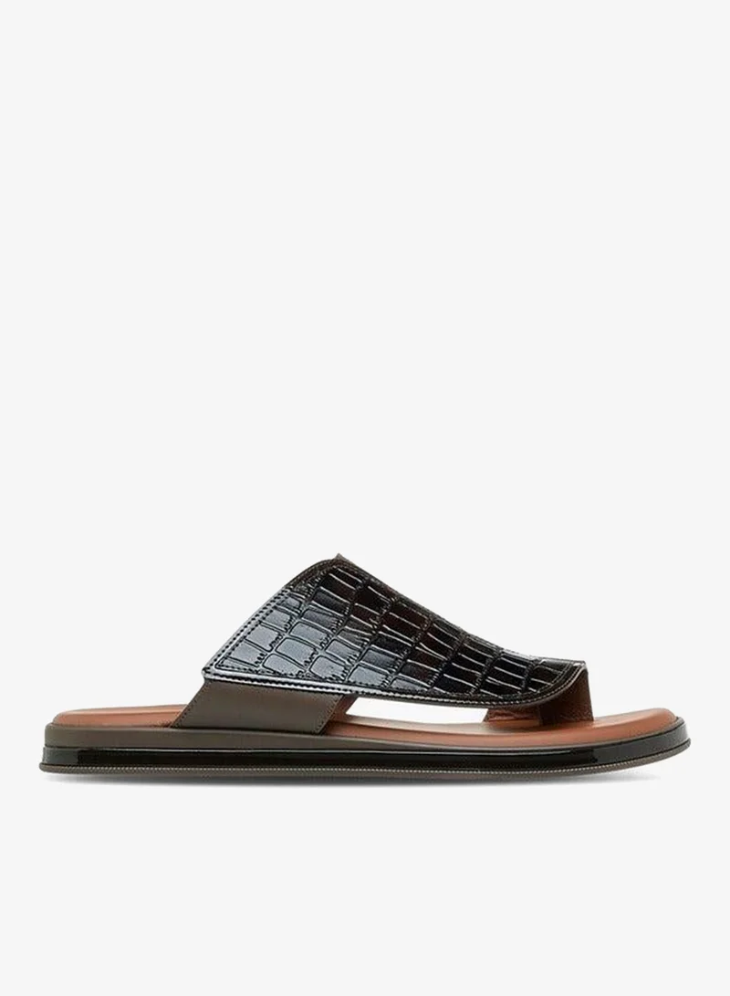 DUCHINI Men's Textured Slip-On Arabic Sandals Ramadan Collection
