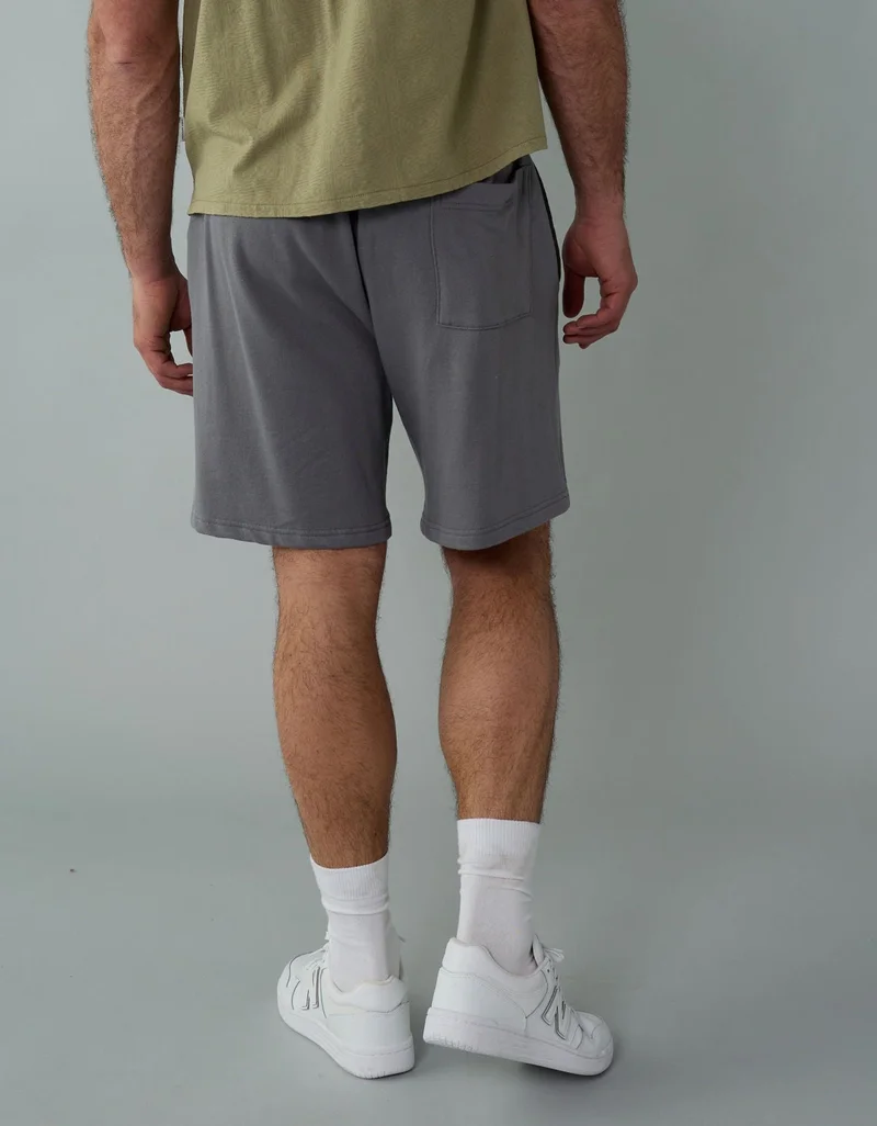 امريكان ايجل شورت من الفليس مزين بطبعة