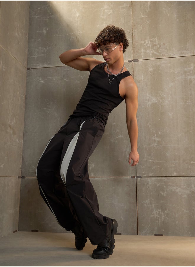 SASSAFRAS Front Invert Pleat Baggy Parachute Pants  - Image 3