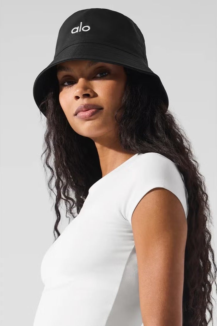 Alo Yoga Weekender Bucket Hat - Black |Alo Yog - Image 2