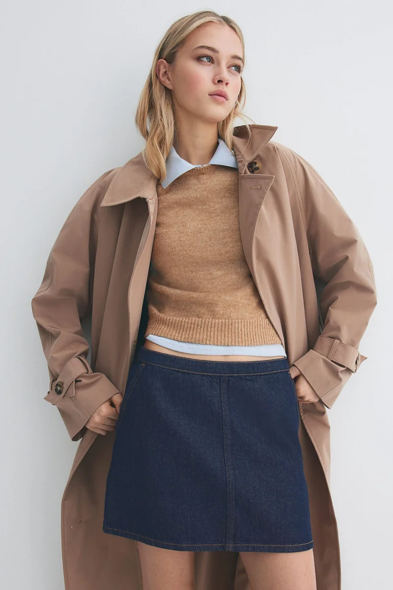 اتش اند ام تنورة قصيرة بتصميم