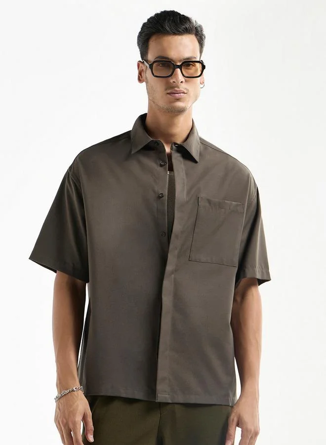 Splash FAV Regular Fit Solid Shirt with Collar and Short Sleeves