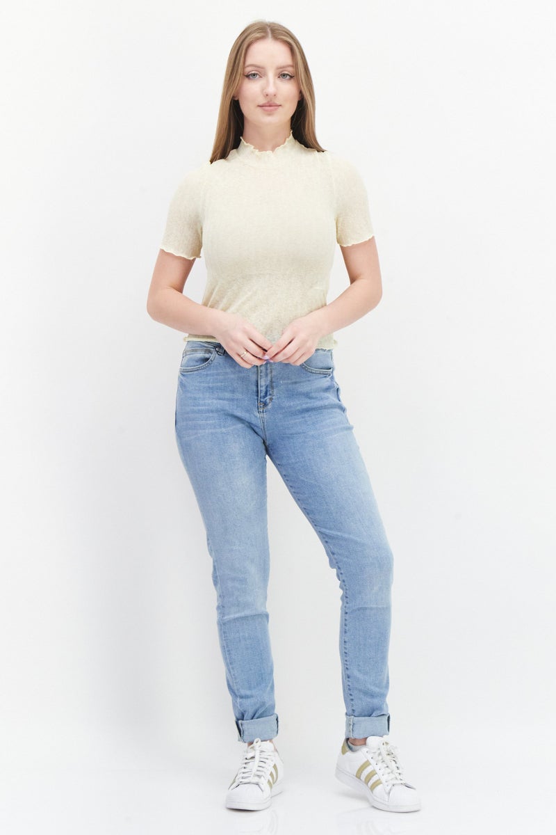 PIECES Women Mock Neck Short Sleeve Textured Top, Yellow - Image 4