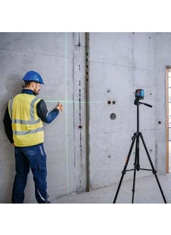 BOSCH Bosch Professional GLL 50 G Line Laser Green Laser Technology 15m Compact Design IP55 Protection Tripod Thread 14 2 x 15 V LR6 AA  - Image 3