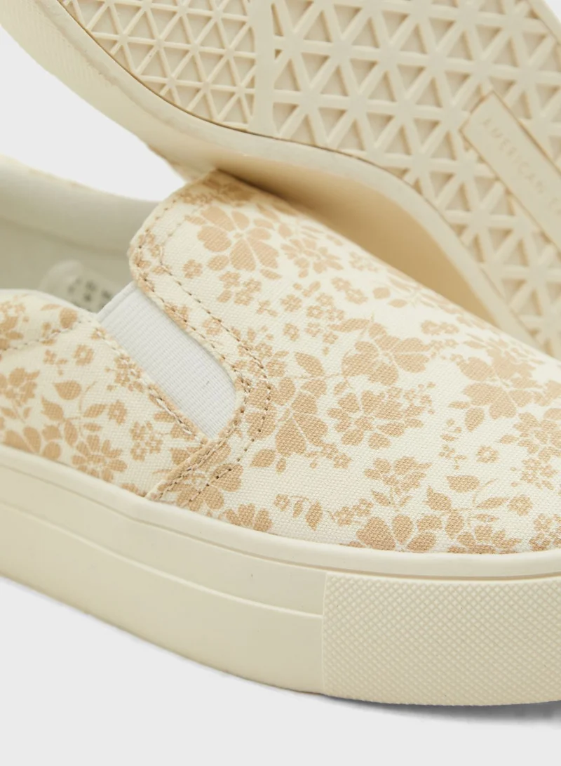 American Eagle Casual Slip On Sneakers