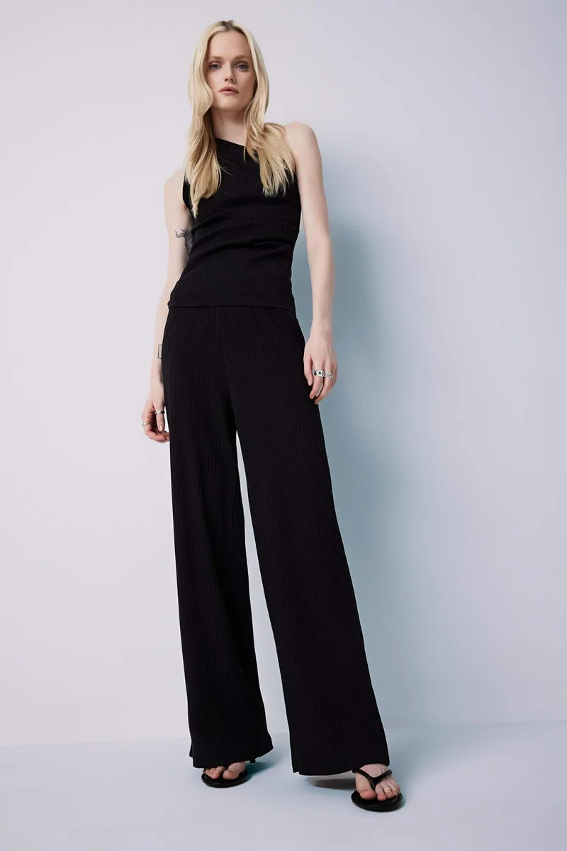 ديفاكتو Slim Fit Camisole One Shoulder Tank Top