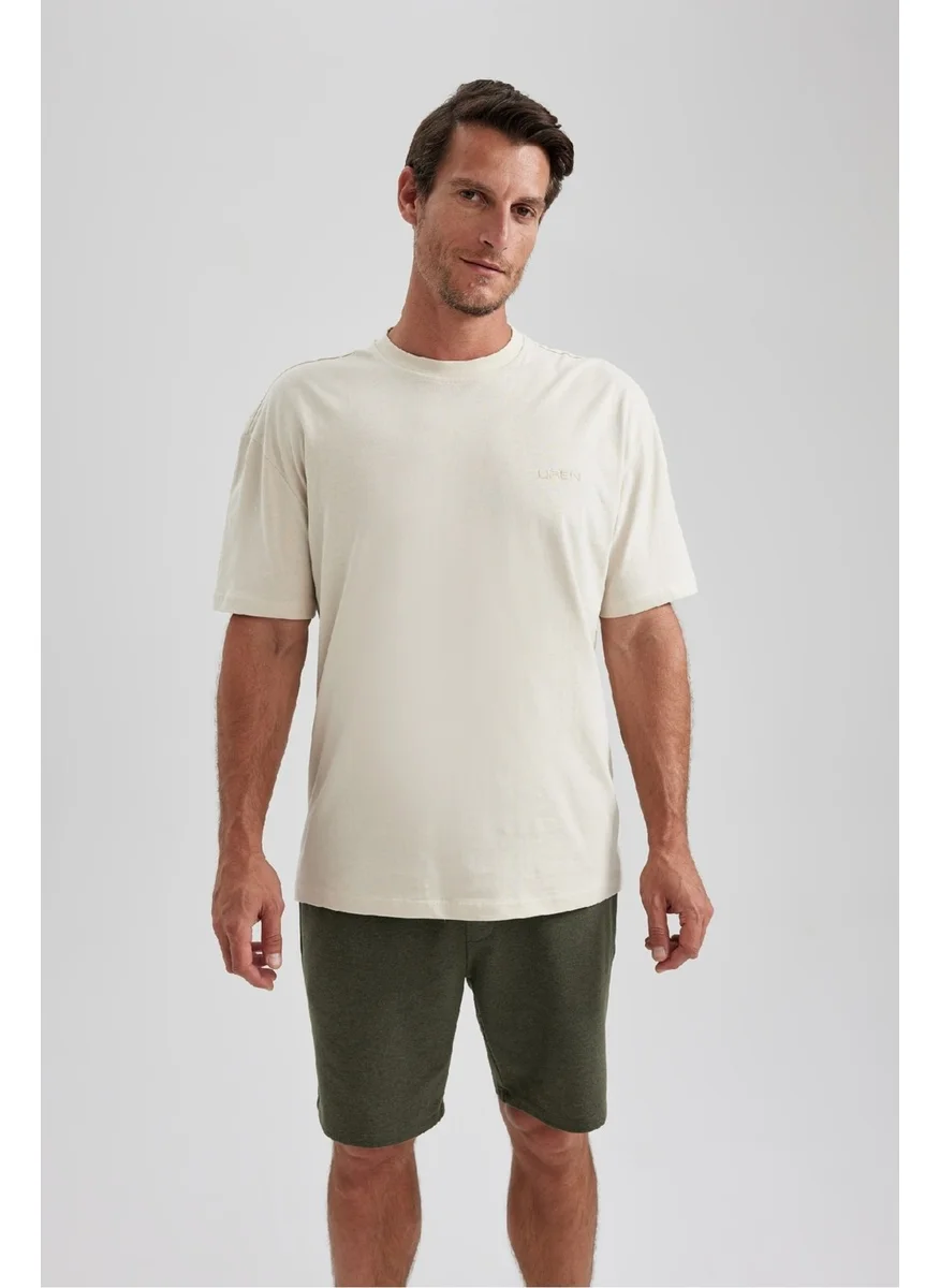 ديفاكتو Men's Beige Regular Fit Straight Cut Crew Neck 100% Cotton Short Sleeve T-Shirt B0662AXNS