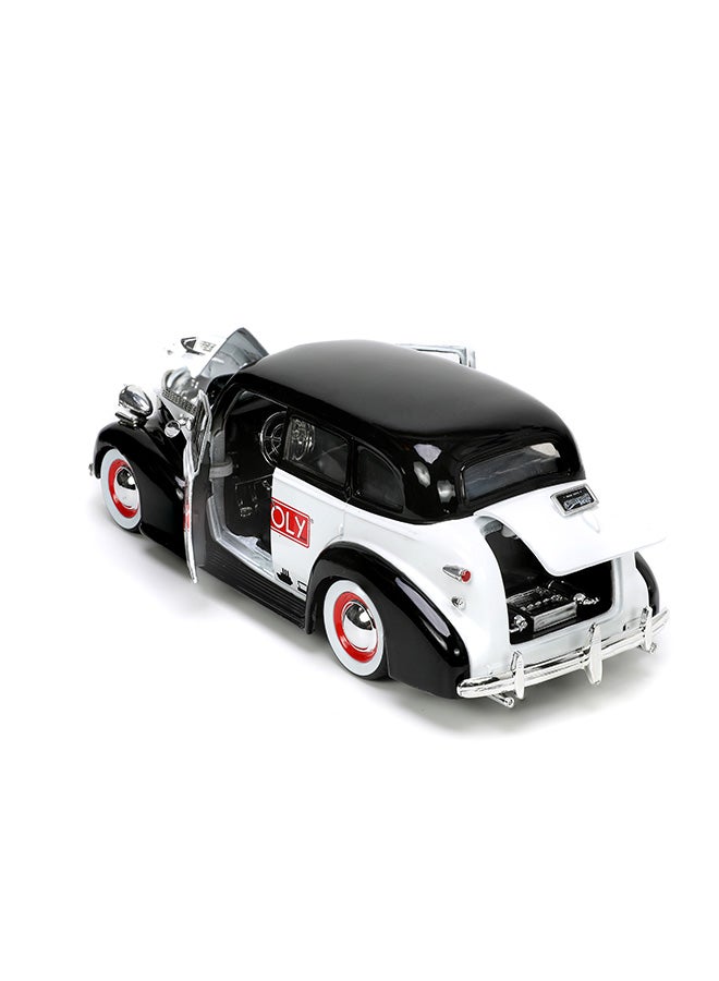 JADA Mr. Monopoly 1939 Chevy Master 1:24  - Image 5