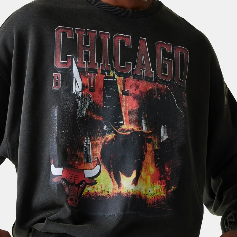 NEW ERA Men's NBA Chicago Bulls Graphic Sweatshirt