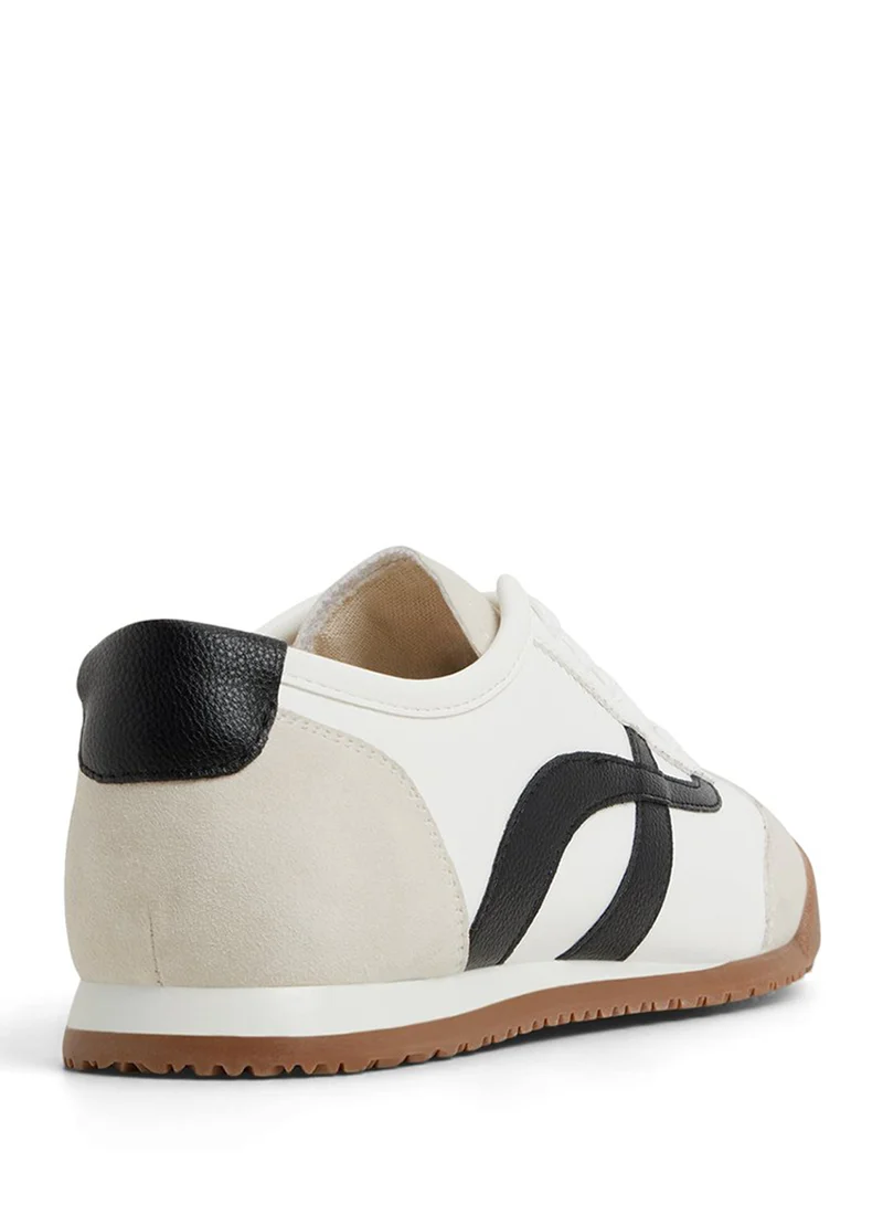 كول ات سبرنج Beaa Low Top Sneakers