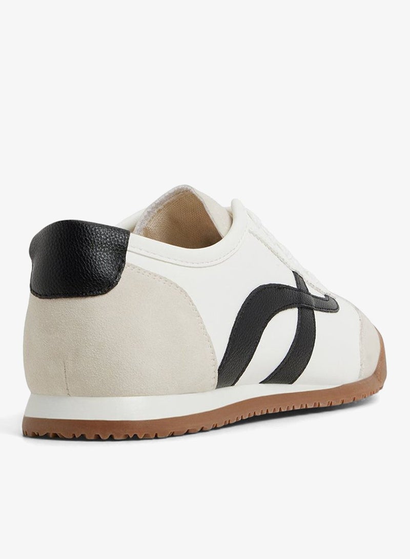 كول ات سبرنج حذاء رياضي بيضاء منخفض - Image 4