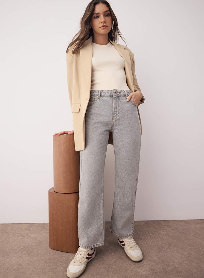 trendyol Gray High Waist Pipe Leg Straight Jeans - Image 2