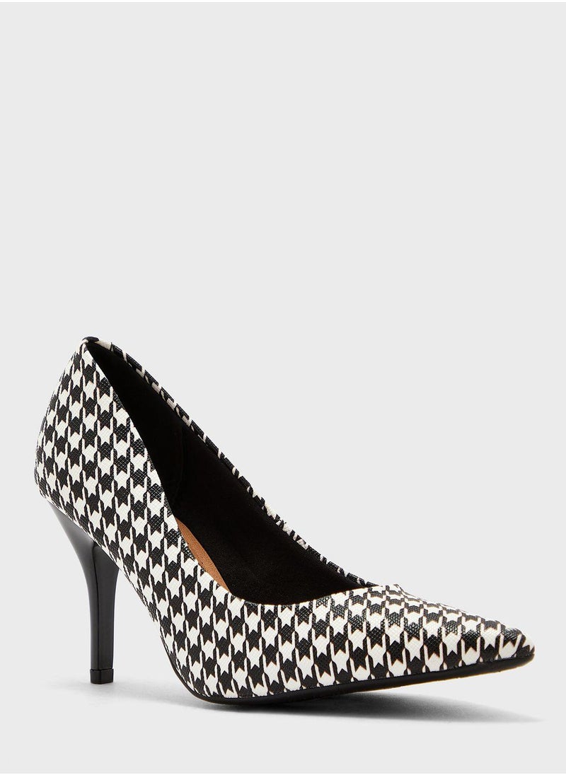 Beira Rio Arabella Pointed Toe Mid Heel Pumps  - Image 2