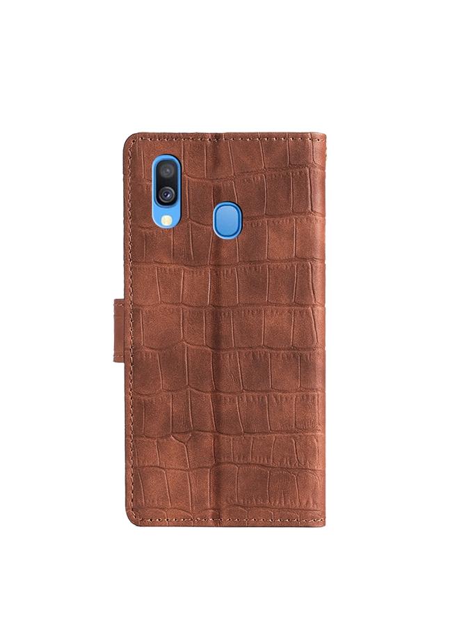 اس-توب جراب لهاتف Samsung Galaxy A40 مصنوع من جلد البولي يوريثان بملمس جلد التمساح مع مشبك مغناطيسي وغطاء قابل للطي أفقيًا مع حامل وفتحات للبطاقات ومحفظة - Image 3