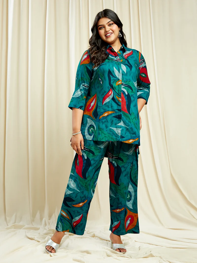 globus Gloplus Women Teal Abstract Print Shirt Style Tunic with Wide Leg Trousers Plus Size Fusion Co-Ord Set