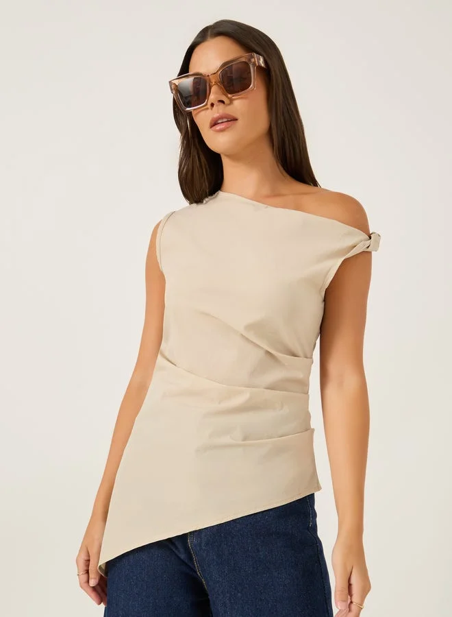 Styli Solid Asymmetric Hem One Shoulder Sleeveless Top