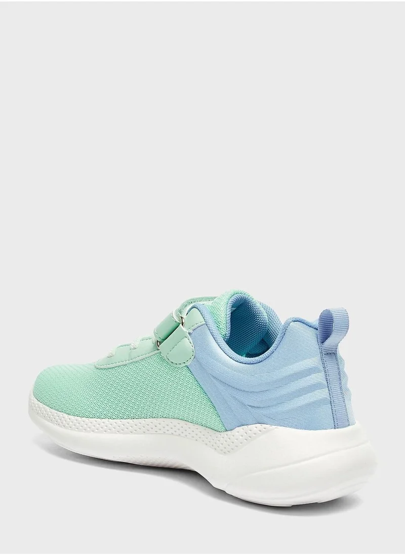 Dash Kids Velcro Sneakers
