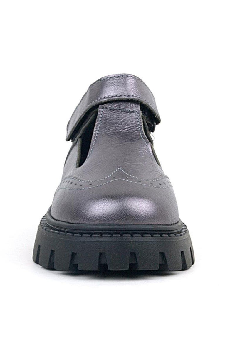 Rakerplus Raker Plus girls' school shoes made of genuine leather in platinum black with a Velcro closure. - Image 5