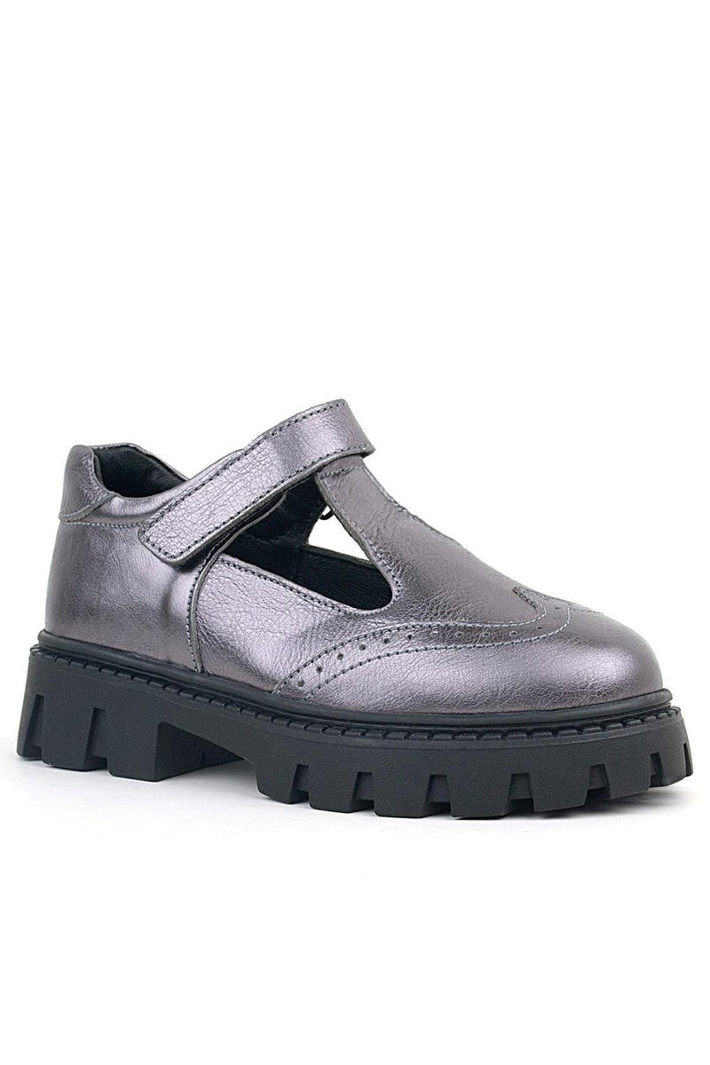 Rakerplus Raker Plus girls' school shoes made of genuine leather in platinum black with a Velcro closure. - Image 3