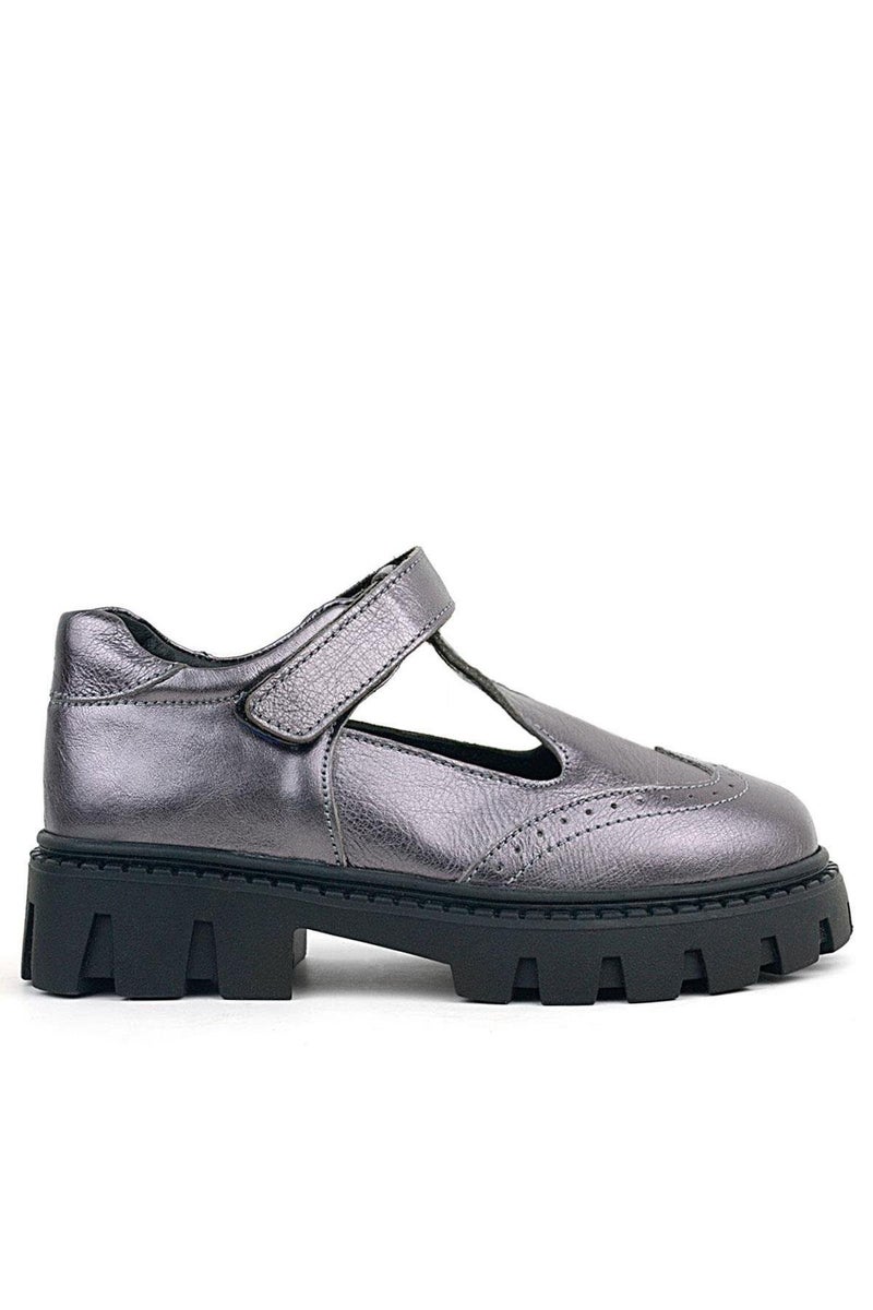 Rakerplus Raker Plus girls' school shoes made of genuine leather in platinum black with a Velcro closure. - Image 4