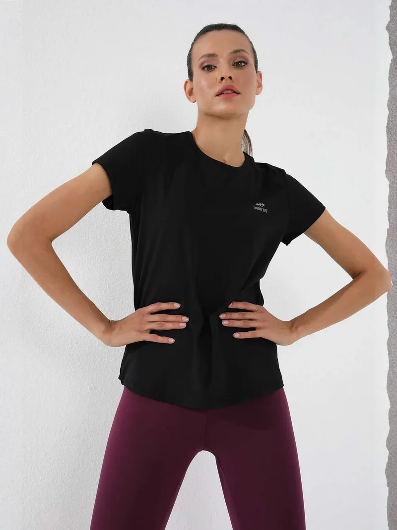 تومي لايف TOMMY Women's Solid Short-Sleeve Crew Neck T-Shirt
