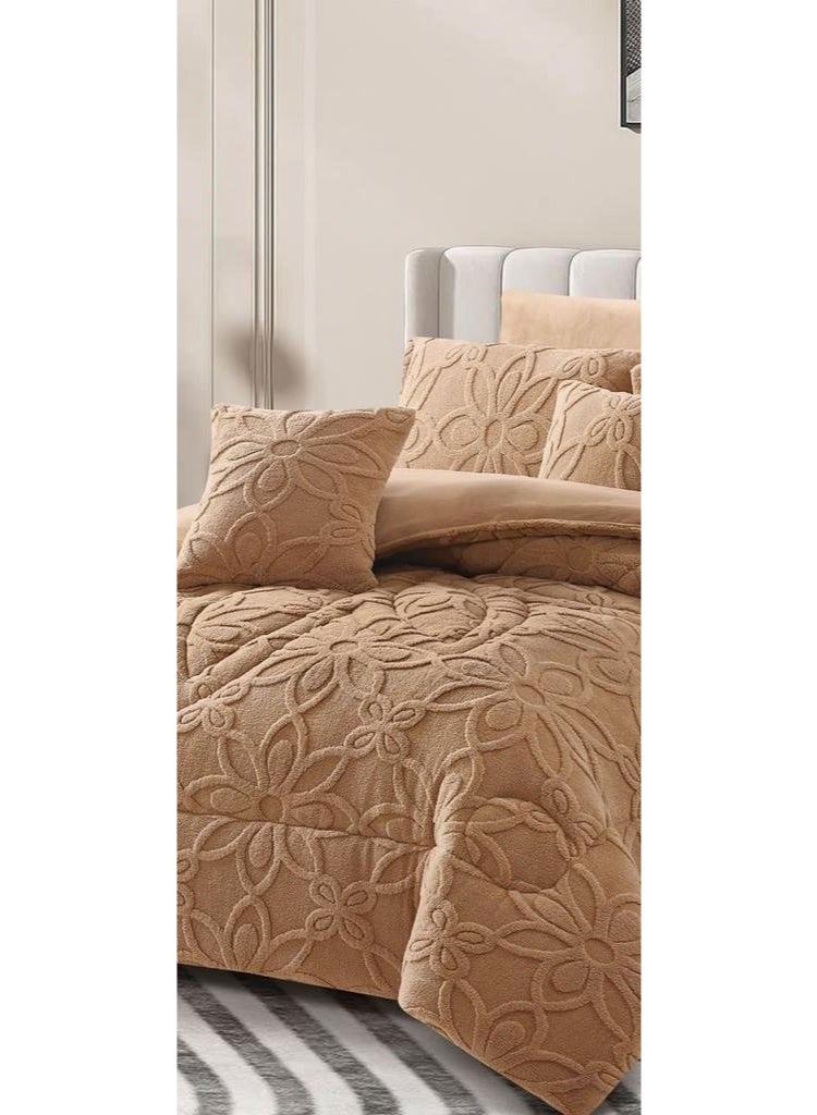 Horse Luxurious winter  bedspread, embroidered with soft velvet and fur to keep you warm - Image 3