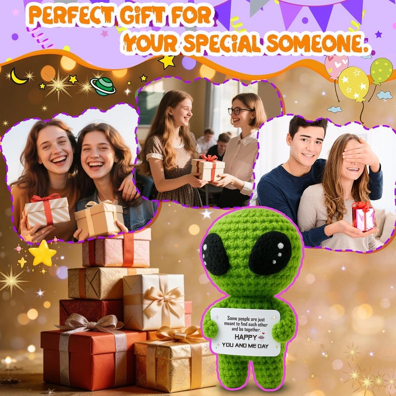 MAMAGIFTREE Funny Gifts for Girlfriend Boyfriend - Best Thing on Earth Crochet Alien Desk Decor - Unique Anniversary Valentine Present for Women - Romantic Ornament Gift for Wife Husband - Image 4