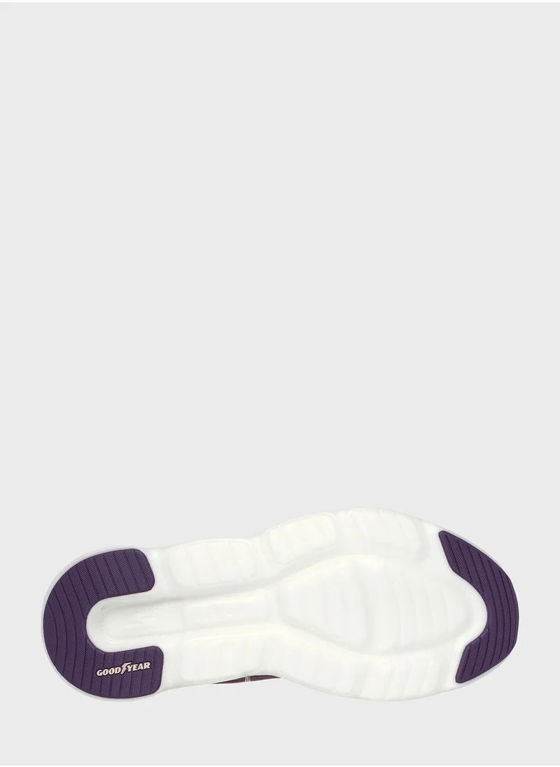 SKECHERS Go Run Swirl Tech Speed