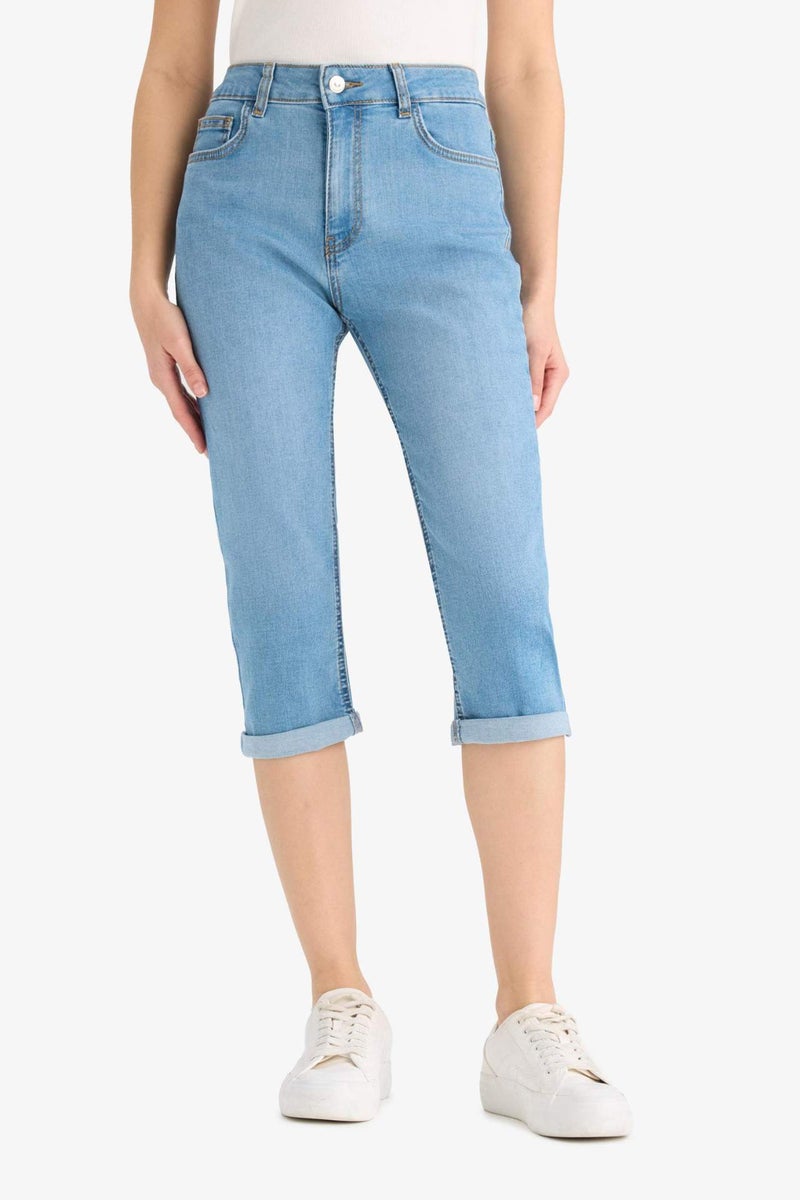 DeFacto Normal Waist Denim Capri - Image 4