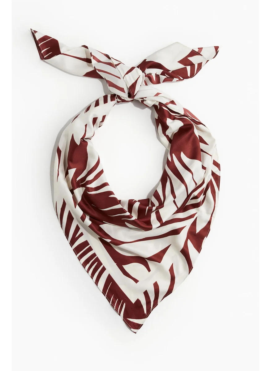 اتش اند ام Printed Scarf