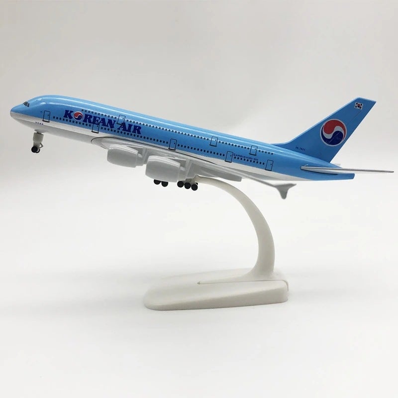 20cm Alloy Static Airplane Model - A380, B747, and More