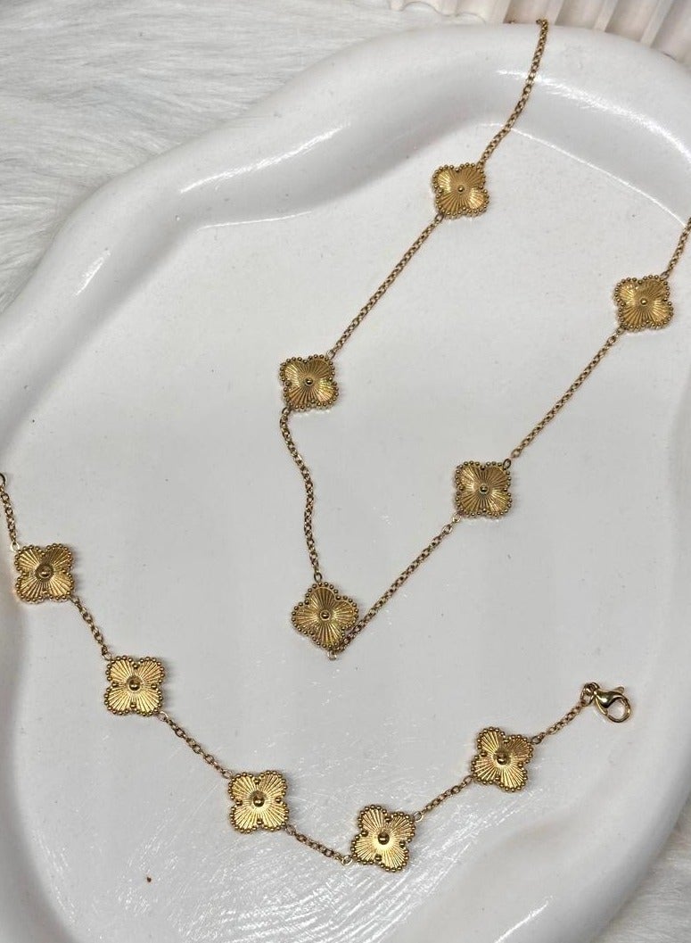 Maya accessories set of( bracelet and necklace ) stainless steel (gold)  - Image 2