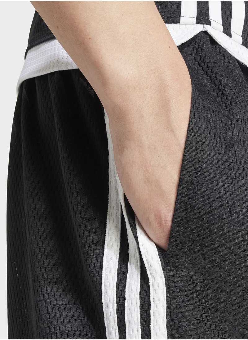 اديداس اوريجينالز Logo Mockeylet Shorts