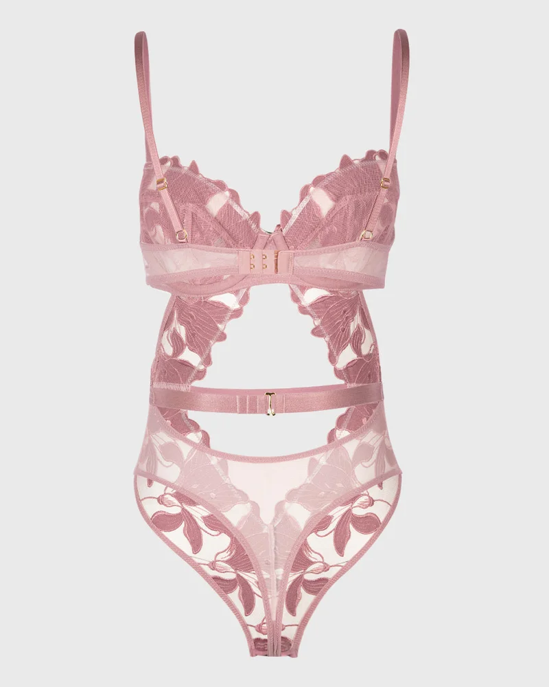 ايسلا اند ايفي Isla & Evie Nostalgia Rose Lace Bodysuit