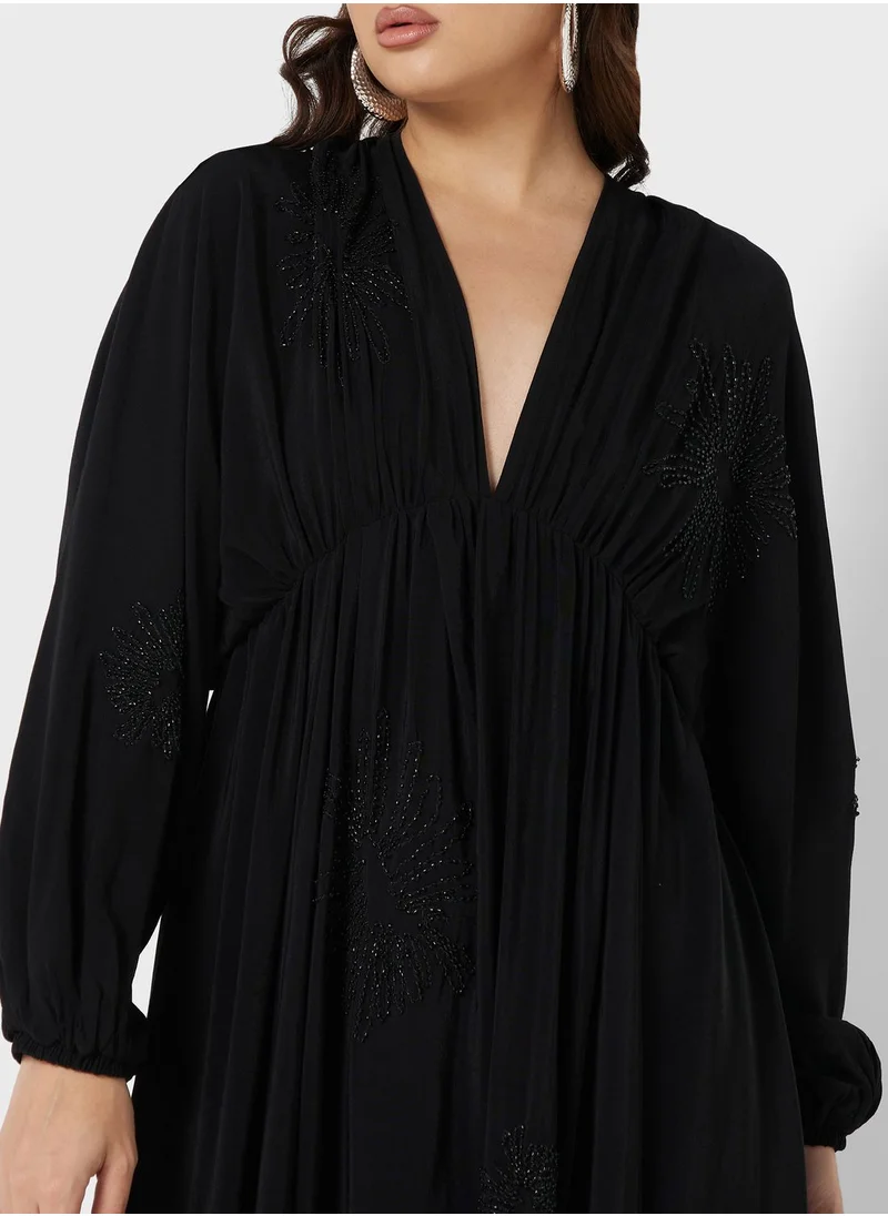 نوكتورن Flared Sleeve Embroidered Dress