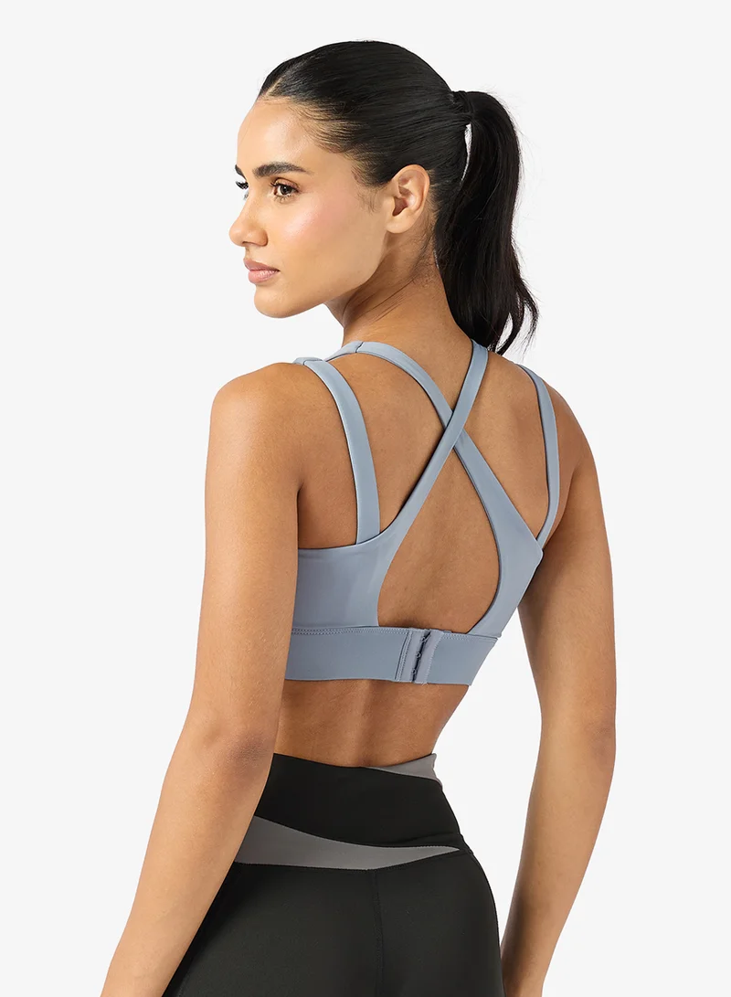 فورورد حمالة صدر رياضية بأشرطة وإغلاق خلفي