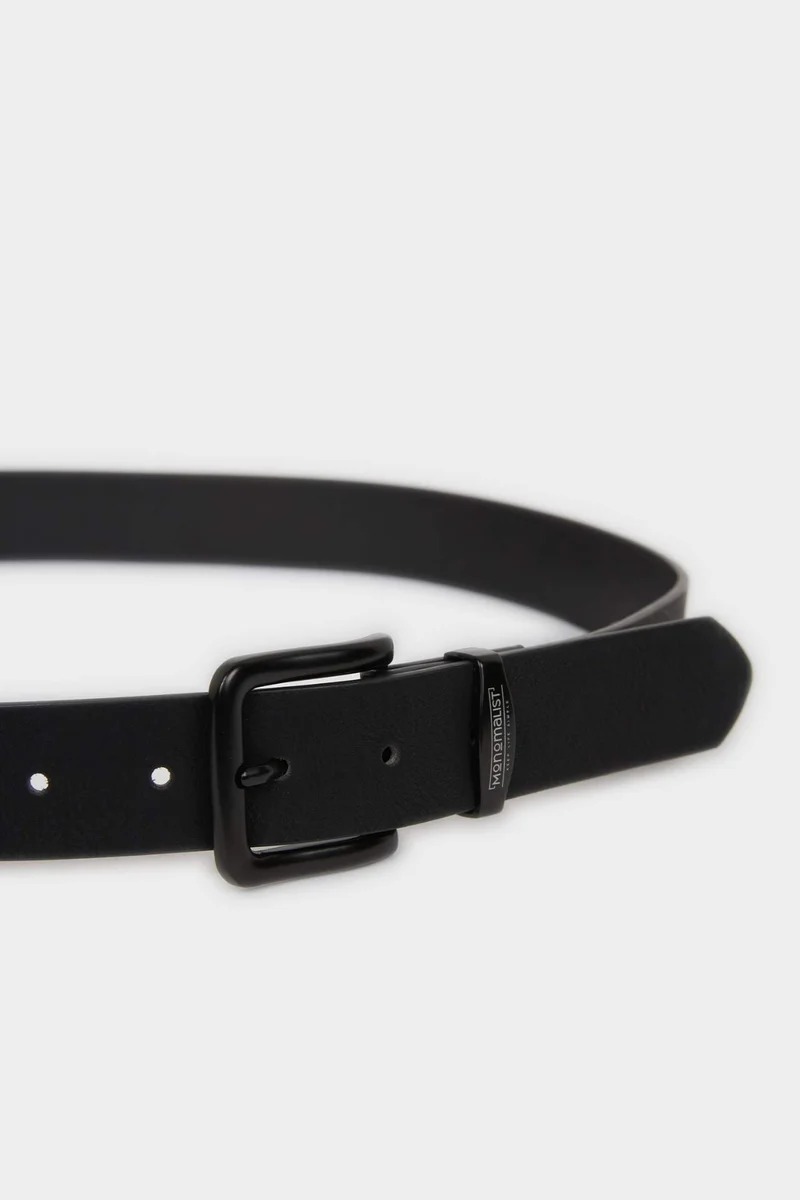 ديفاكتو Man Rectangle Clasp Faux Leather